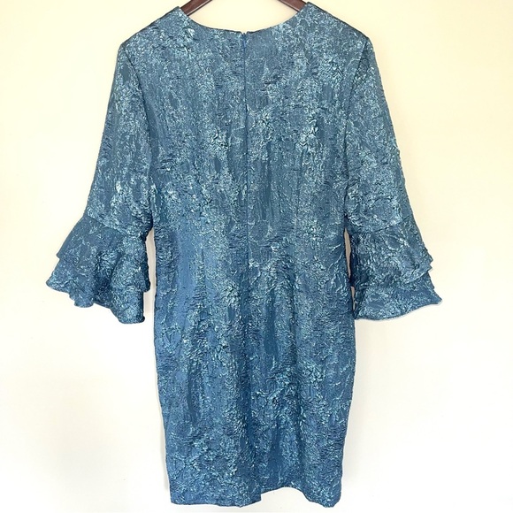 Theia Cloque Bell Sleeve Cocktail Dress 12 French Blue Back Zip Lightweight $695 - Picture 6 of 10